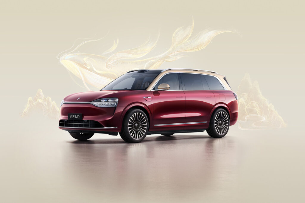2025 AITO M9-1
