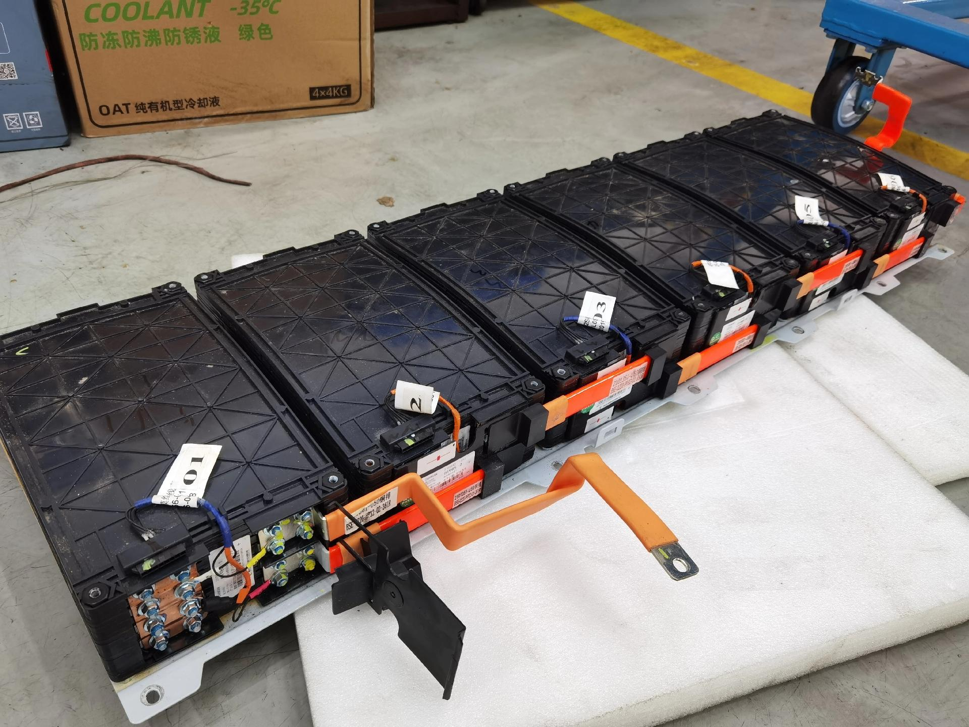 Do You Really Need to Replace an EV Battery-4