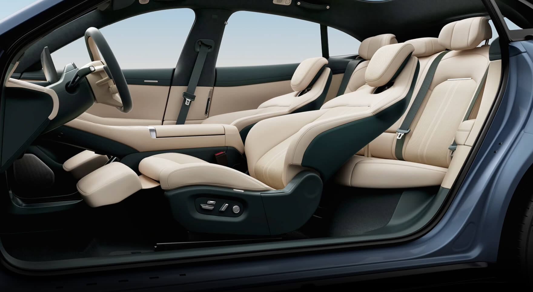 Zero Gravity Seats-1