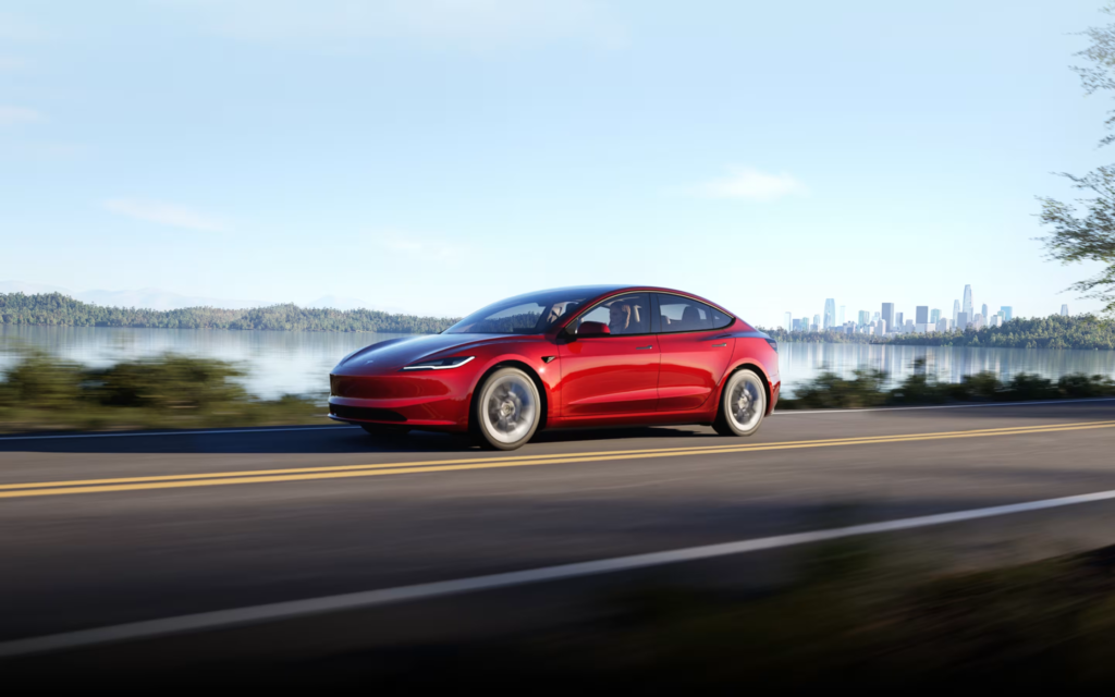 Tesla Model 3-5